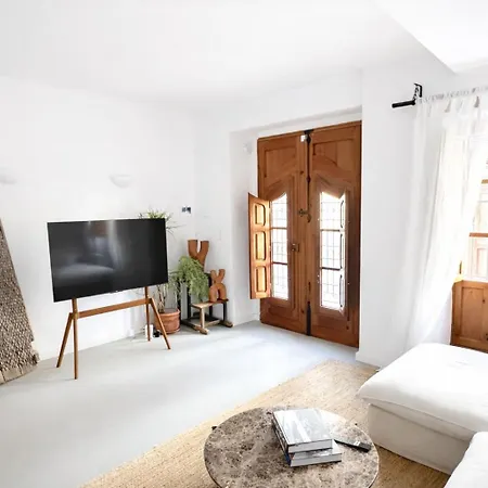 Ca Maribel - Casa Familiar De Lujo Con Piscina Privada En Hébergement de vacances
